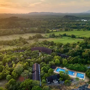 Occidental Paradise Dambulla ***** Сигирия